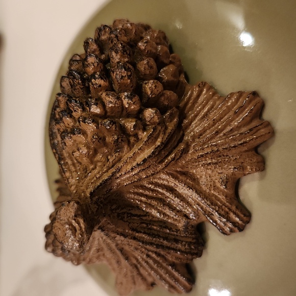 Belaverra Canister Set x 2 Avocado Green Pinecone Italian French Country - Picture 7 of 12